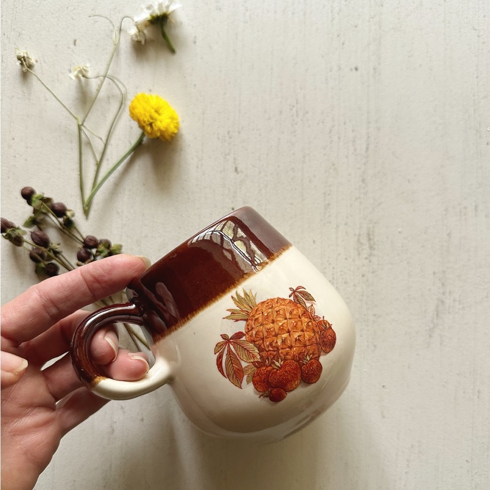 Vintage McCoy stoneware minimalist fruit mug